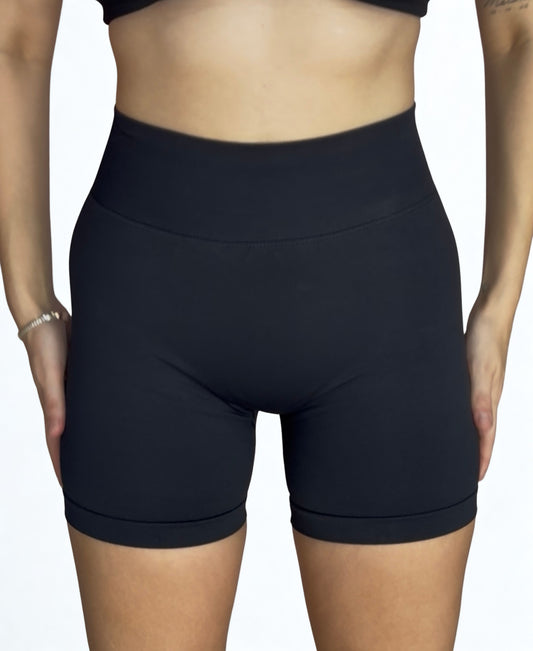Sculpt Scrunch Shorts - Black